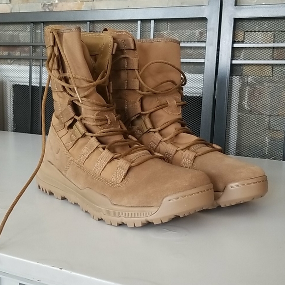 nike military boots near me